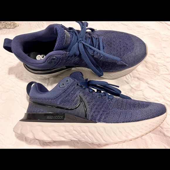 React Infinity Run Flyknit 2 Running Shoes NWT unisex - Picture 3 of 13